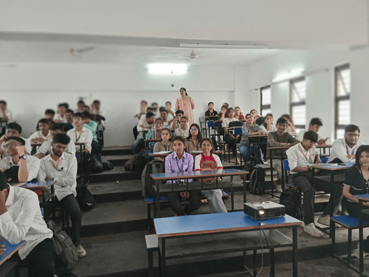 /storage/uploads/news_event/-successful-on-campus-seminar-on-studying-abroad-at-ghrcem-pune-1753692722.png